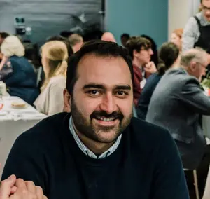 Sina profile photo - Platute tutor