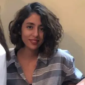 Shekoufeh profile photo - Platute tutor